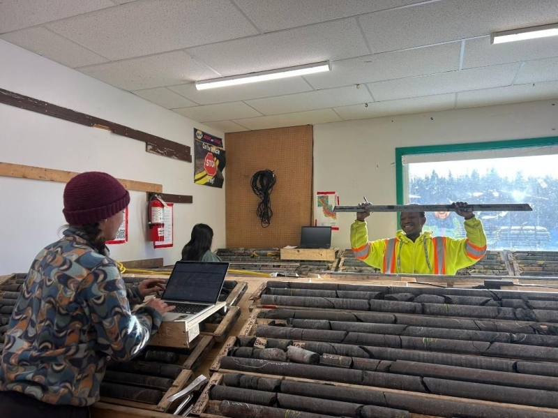 SAGA Metals Completes Phase 1 & Commences Phase 2 of Drilling at Radar Project in Labrador-Confirms Extensive Oxide Mineralization Over 1.5 Km & Provides Corporate Update