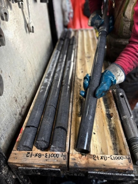 SAGA Metals Completes Phase 1 & Commences Phase 2 of Drilling at Radar Project in Labrador-Confirms Extensive Oxide Mineralization Over 1.5 Km & Provides Corporate Update